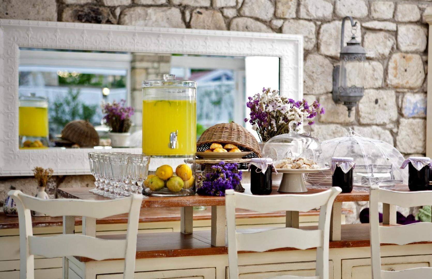 Hane Alacati Boutique Hotel Bagian luar foto